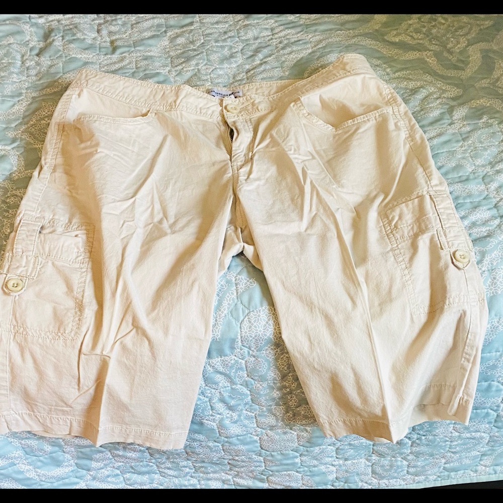 Khaki long shorts by Caribbean Joe size 8